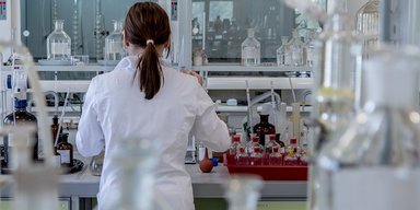 Женщина страдала от сильных болей 20 лет: диагноз поставили только сейчас