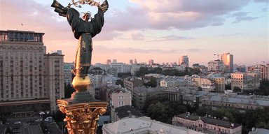 Чужая постель. Непраздничные заметки в День Киева