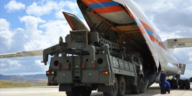 С-400 в спину: Эрдоган хочет вернуть российские ЗРК Путину ради истребителей F-35