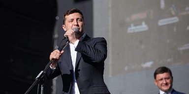 Квартальный отчет. Три месяца Зе show must go on