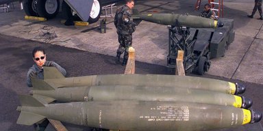 США увеличивают помощь авиации: 1000 авиационных бомб Мk-82 направляются в Израиль