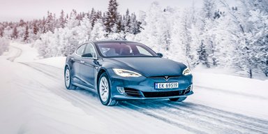 Осторожность — превыше всего: основные правила езды на авто в гололед и снегопад
