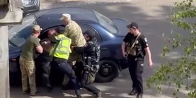 "Полювання на ухилянтів в Сумах": у військкоматі озвучили свою версію побиття водія (відео)