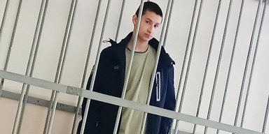 Намагався спалити військкомати: у Росії засудили до 6 років колонії школяра, — ЗМІ