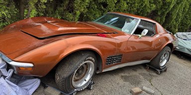 Дешеві раритети: колекцію Chevrolet Corvette продають за ціною Toyota Camry (фото)