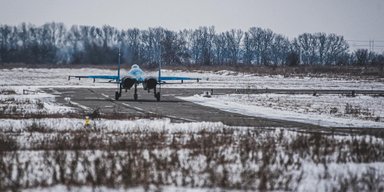 "Россия нанесла ракетные и авиационные удары, украинская армия ведет боевые работы", - Юрий Бутусов