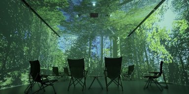 Лучше телевизора: представлен лазерный 4K-проектор с вращающимся объективом (фото)