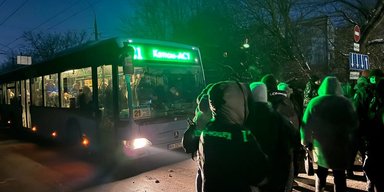 В Хмельницком протесты из-за "несправедливых" отключений: мужчина угрожал гранатой (фото)