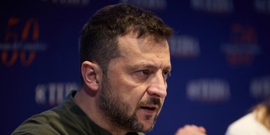 "Там важлива ситуація": Зеленський розповів, що відбувається на Покровському напрямку (відео)