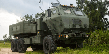 Деревянные HIMARS берут на себя удары российских ракет