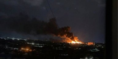 Оккупированный Луганск массированно атаковали дроны: в городе сильный пожар и перебои со светом (фото, видео)