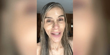 59-летняя женщина после десятилетий отказалась от ботокса, а потом показала свое лицо (фото)