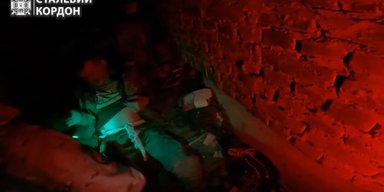 Під час зачистки Кліщіївки прикордонники взяли в полон розвідника батальйону "Ахмат" (відео)