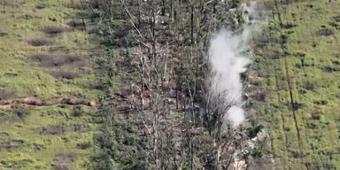 Комбінований удар: прикордонники знищили опорний пункт росіян поблизу Бахмута (відео)