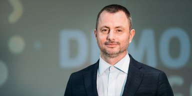 "Жінок не б'ю": голова Деснянської РДА пояснив сутичку із заступницею Кличка (відео)