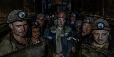 Массированный обстрел ВС РФ: из-за обесточивания под землей застряли более 1000 шахтеров