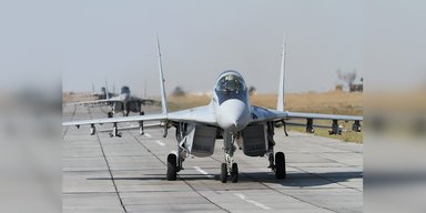 Летіли 150 км: українські ракети атакували аеродром "Халіне" в Курській області (відео)
