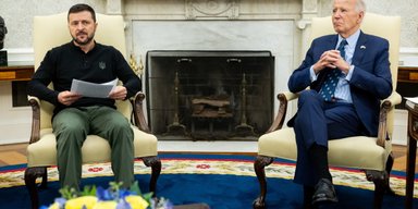Зеленский покинет США без разрешения на использование ракет вглубь РФ, — The Times