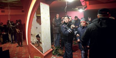 "Наждак": через погромы - в политику