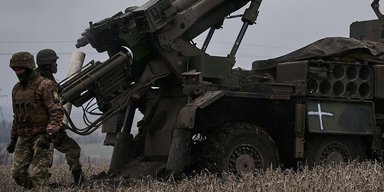 Тупикова ситуація: яку тактику застосовують ЗСУ, щоб зупинити просування РФ, — Spiegel