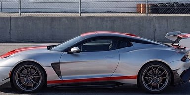 Dodge анонсировал флагманский маслкар Copperhead: что о нем известно