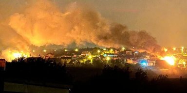 Горить у двох точках: у Бєлгороді чули вибухи, губернатор підтвердив пожежі та руйнування (відео)