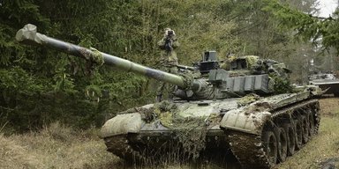Чехія модернізує танки T-72M4CZ і готова передати їх Україні: скільки машин отримають ЗСУ