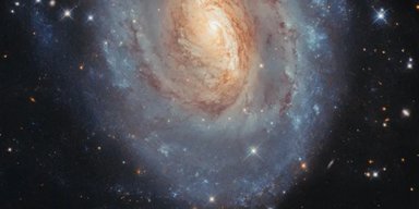 Космический телескоп Хаббл искал сверхновые и обнаружил нечто неожиданное (фото)