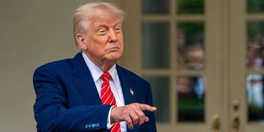 "Схожа на мене": Трамп прокоментував, як його дружина впливає на рішення щодо України (відео)
