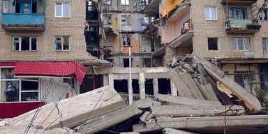 Иван спасет всех. Репортаж из освобожденных городов в зоне АТО