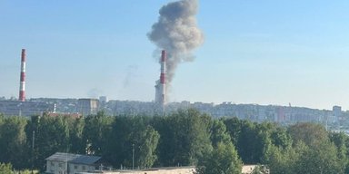У Росії палає завод, що виробляє ракети Х-101 і "Тор": з'явилися перші кадри (відео)