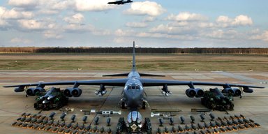 Монстр Воздушных сил: США продолжают эксплуатацию B-52J