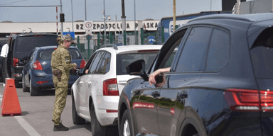 Виїзд з України для 25-річних чоловіків: війна з РФ змусить владу прийняти рішення, — експерт