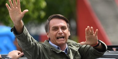 Для поїздки до США: експрезидент Бразилії міг підробити сертифікат про вакцинацію від COVID-19