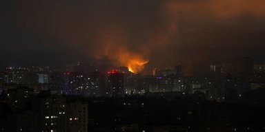 "Пошкоджені теплові мережі": мешканці лівого берега Києва залишились без тепла