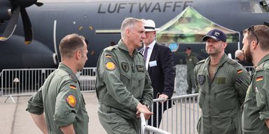 Глава Люфтваффе пообещал ударить по трем регионам РФ, если Путин нападет на НАТО