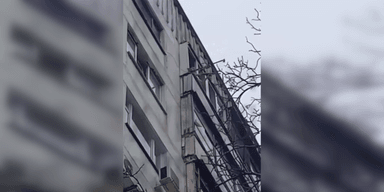 Ледь не поцілив у голуба: одесит намагався збити "Шахед" з вікна квартири, — соцмережі (відео)