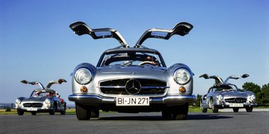 Перший у світі суперкар: найзнаменитіший Mercedes відзначає 70-річчя (фото)