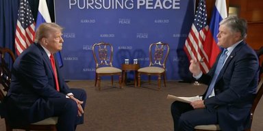 "Залежить від Зеленського": Трамп розповів про результати саміту з Путіним на Алясці (відео)