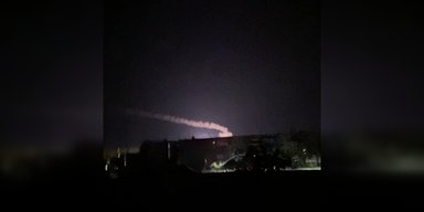 Взрывы в Крыму: оккупанты сообщили о работе ПВО, Керченский мост перекрыли (видео)