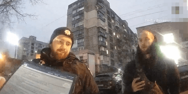 "Інвалід на голову": з'явилося відео з бодікамерів поліцейських, які затримують ветерана в Самарі