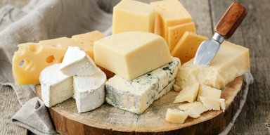 Пластиковий сир: що виявили вчені в популярному молочному продукті
