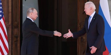 Таємні переговори США з РФ: американці нібито пропонують повторні "референдуми", — росЗМІ