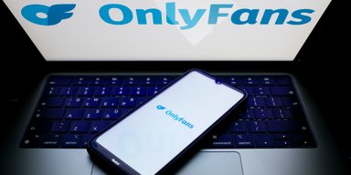 За 3 года украинские модели Onlyfans заработали $120 млн, но не уплатили налоги, — нардеп
