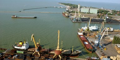 Біля порту Єйськ в Азовському морі дрон потопив російський корабель, — Андрющенко (фото)