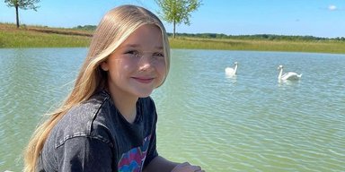 12-летнюю дочь Бекхэмов заметили на отдыхе с сумочкой за $2800