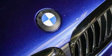 Новый X5 и электрическая "тройка": BMW случайно раскрыла детали будущих моделей (фото)