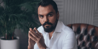 "9 з 10 злилися": на продюсера Полякової налетіли через пісні для співачки