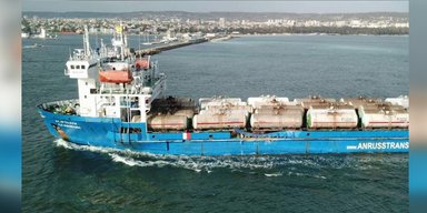 Не розминулись: у Чорному морі корабель РФ зіштовхнувся з судном, яке прямувало з порту Ізмаїл