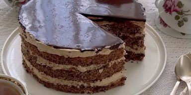 Ореховый торт с кофейным кремом: детальный рецепт приготовления вкусного десерта